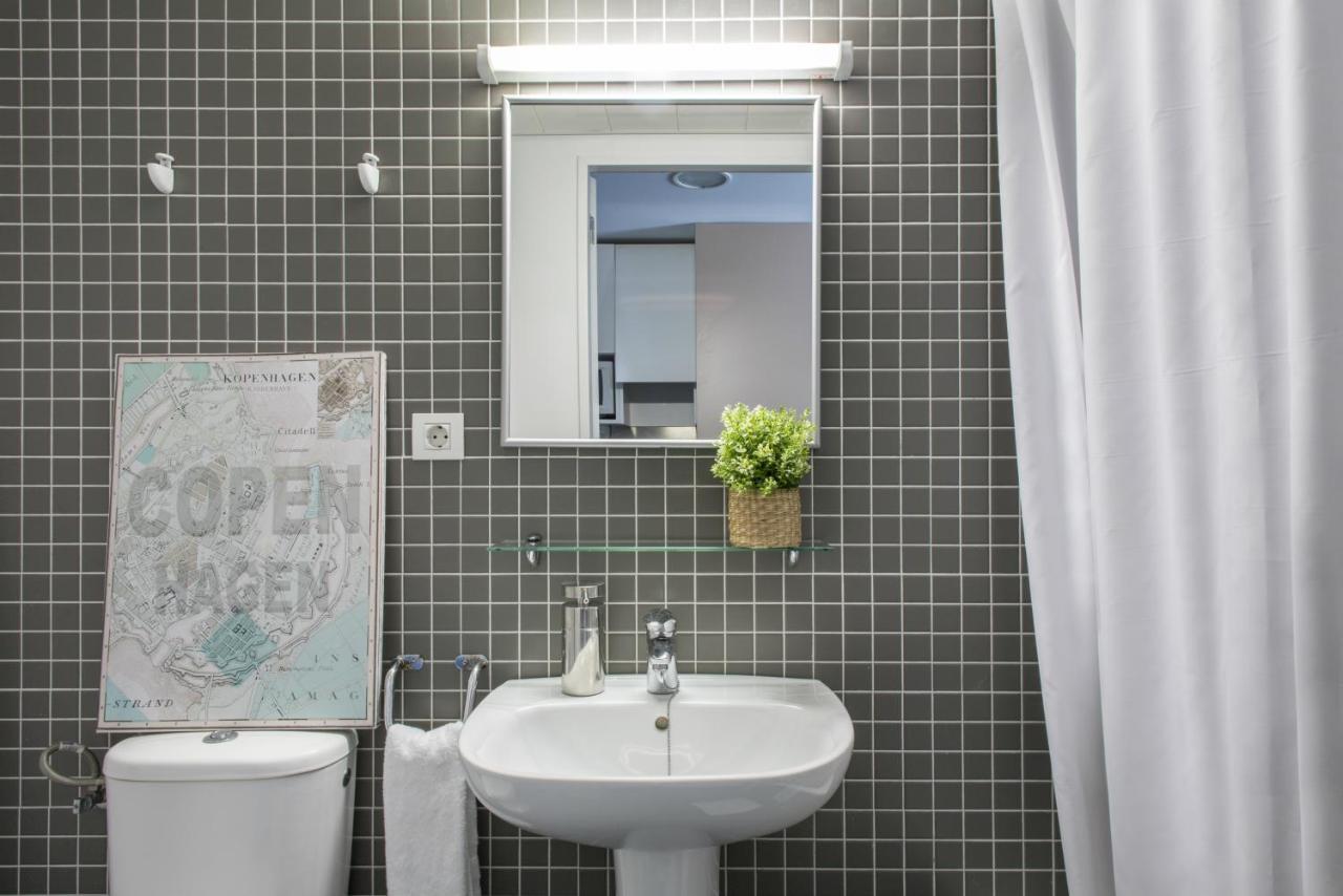 Residencia Universitaria Resa Roberto De Nobili Сант-Кугат-дель-Вальес Экстерьер фото