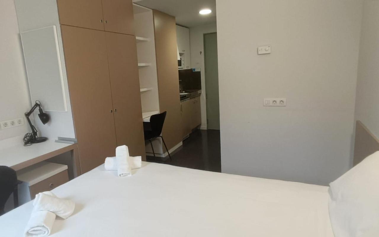 Residencia Universitaria Resa Roberto De Nobili Сант-Кугат-дель-Вальес Экстерьер фото